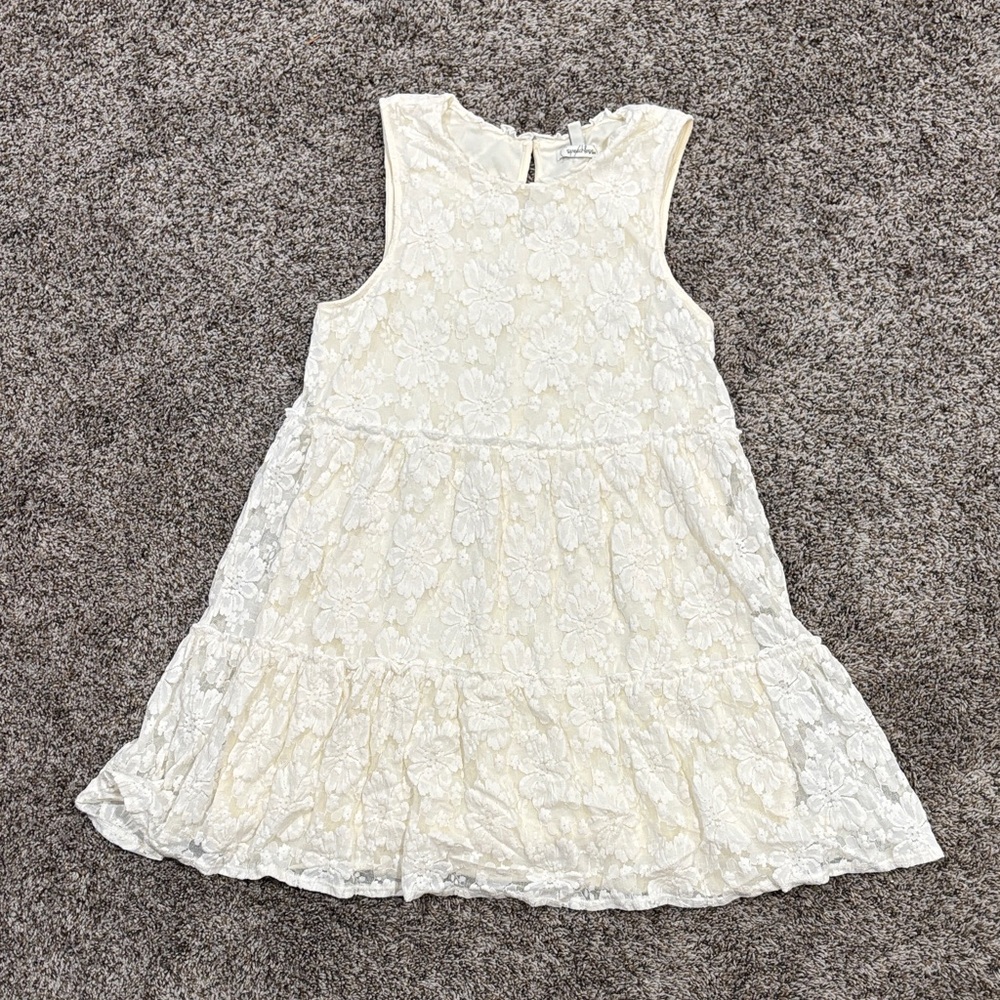 Elegant Cream Lace Dress